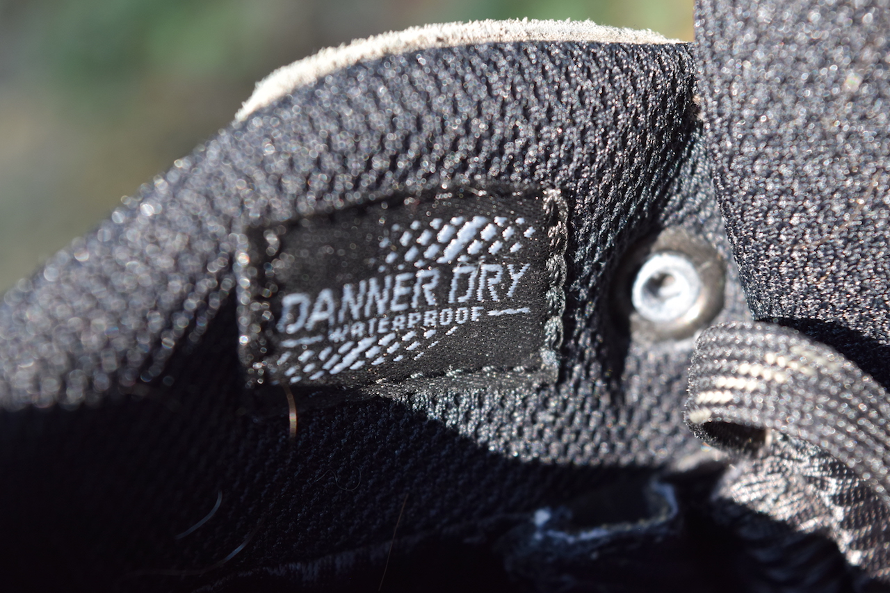 danner-skyridge-boots-backpacking-hiking-camping-backcountry-lifestyle-outdoors-urban-trails-dry-liner